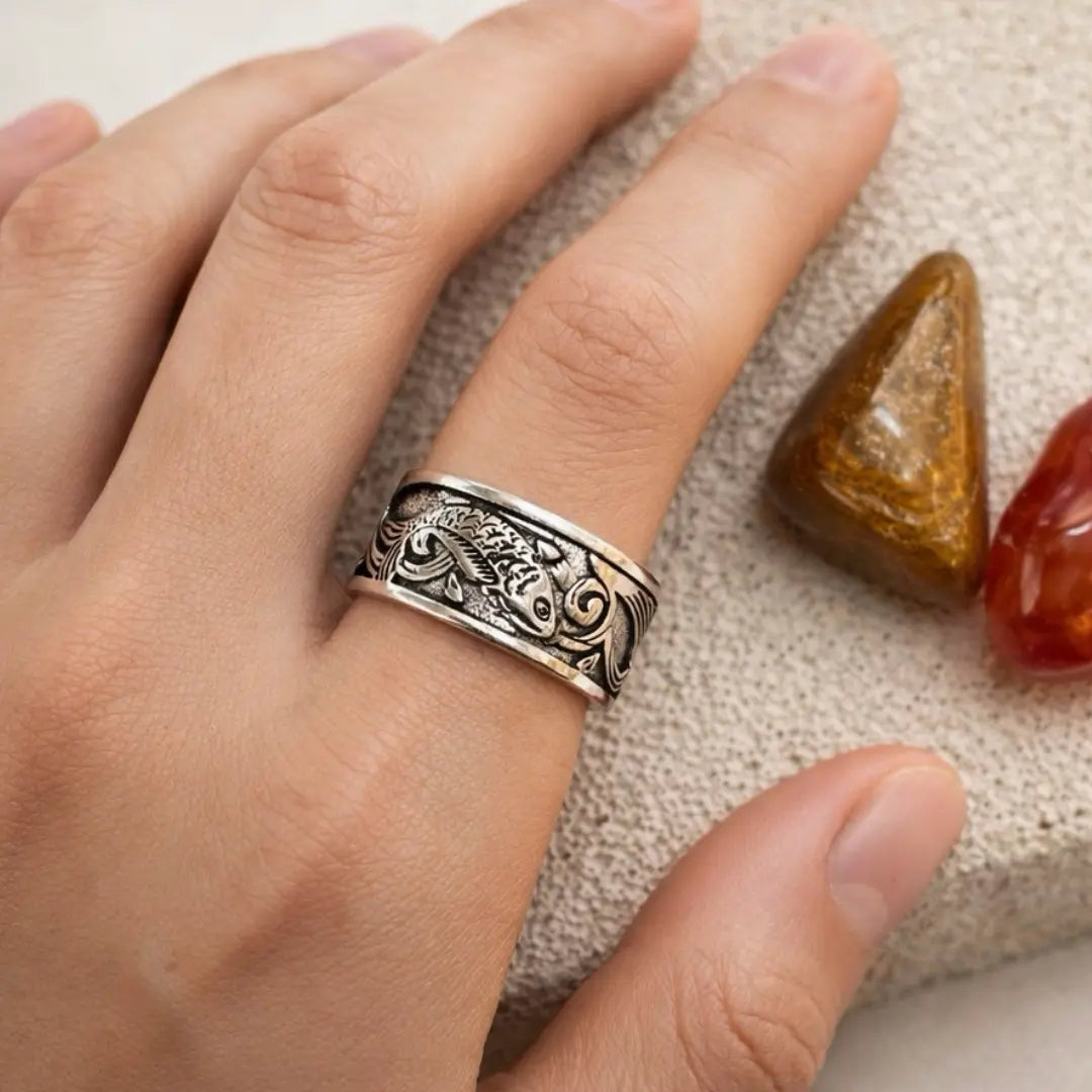 Anel Sutra do Coração em Koi