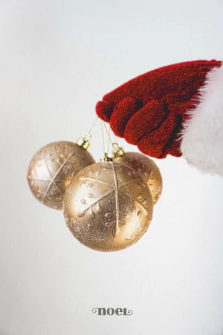 Bola decorada Natal c/ flocos de neve dourado fosco/branco - 8cm c/3