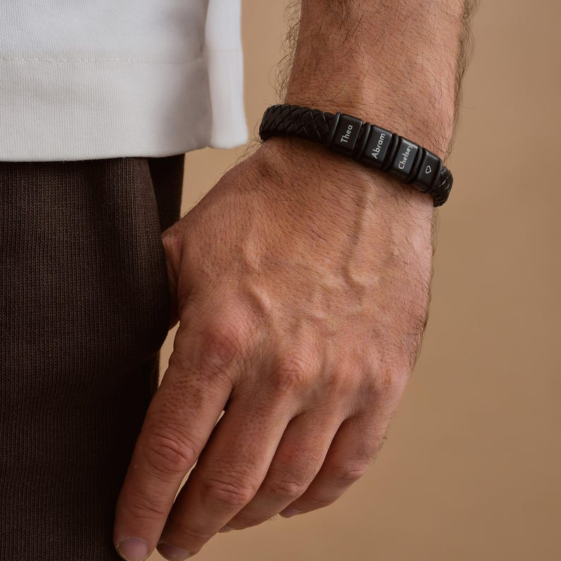 Bracelete Masculino Proteção Eterna - Personalizável com nomes | Oferta Especial 45% OFF + Frete Grátis Somente Hoje!