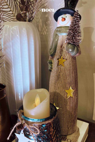 Boneco de neve em pé resina c/ led nude/verde - 32cm