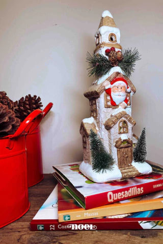 Casinha Natal c/ Papai Noel c/ led nude/branco - 30cm