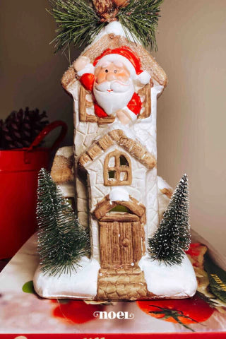 Casinha Natal c/ Papai Noel c/ led nude/branco - 30cm