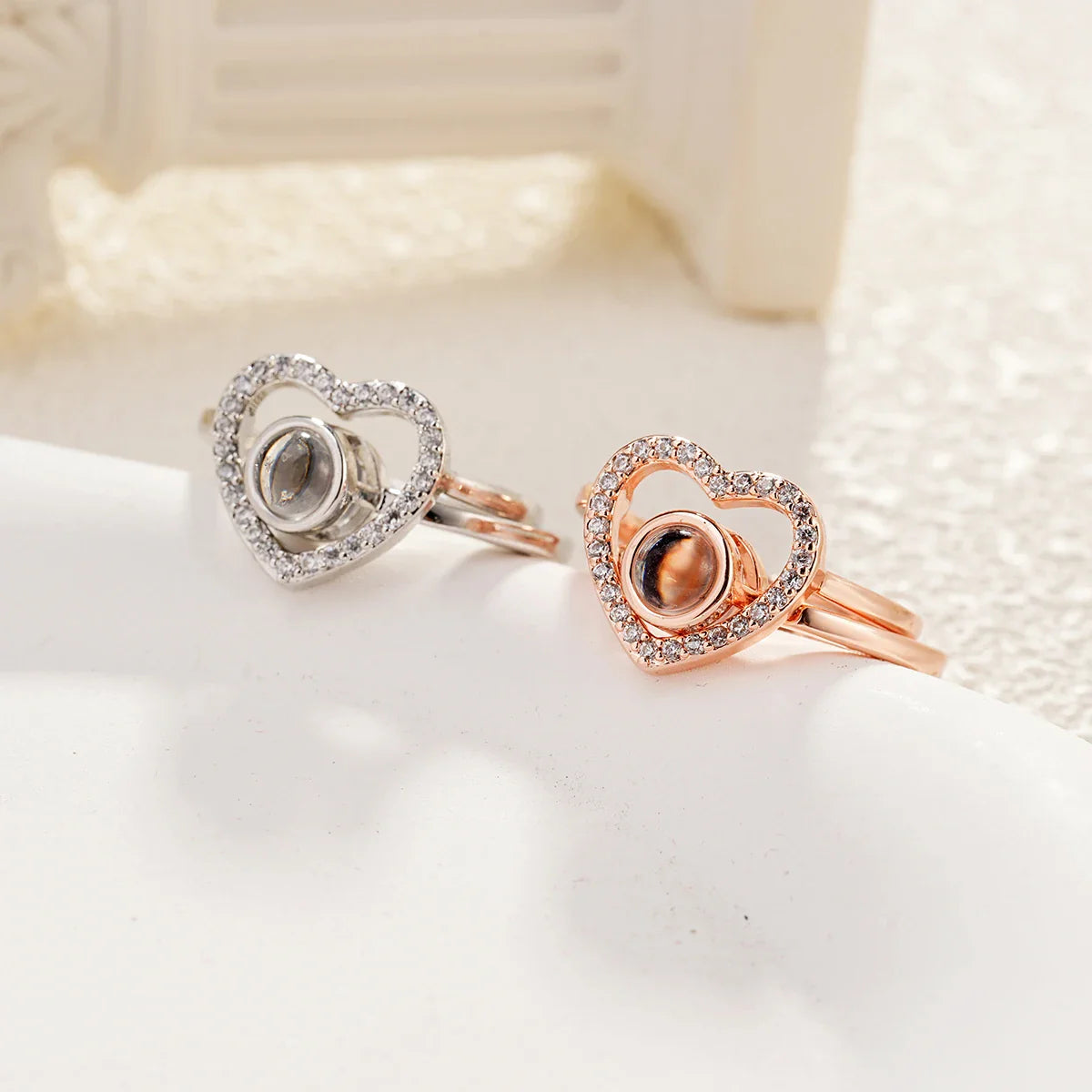 Anel Coração em Foco – Com Foto Projetável no Interior