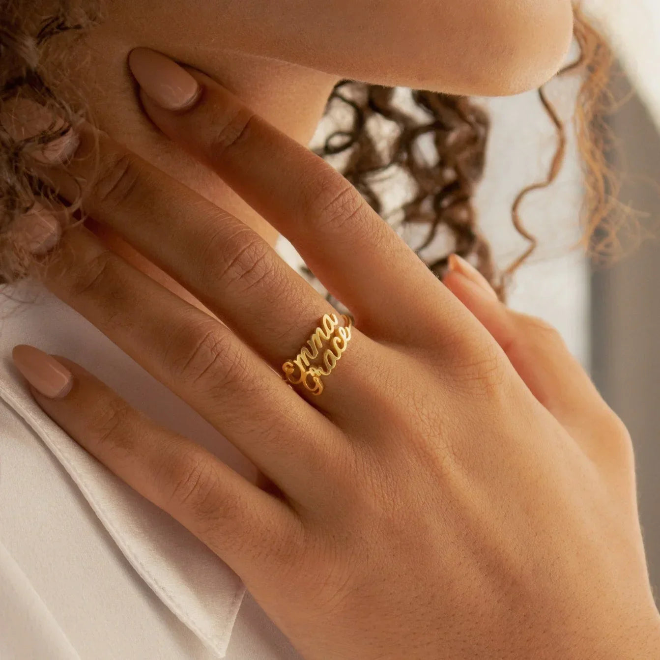 Anel Nomes entre Laços – Personalize com até Dois Nomes