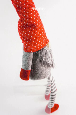 Papai Noel escandinavo tecido cinza/vermelho - 70cm