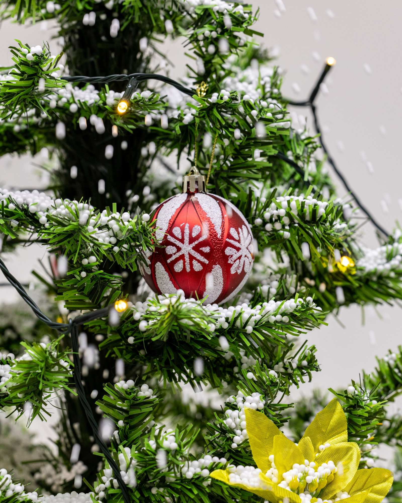 Árvore de Natal Grande, Base Guarda-Chuva com Neve, Iluminação, Música 190 x 115